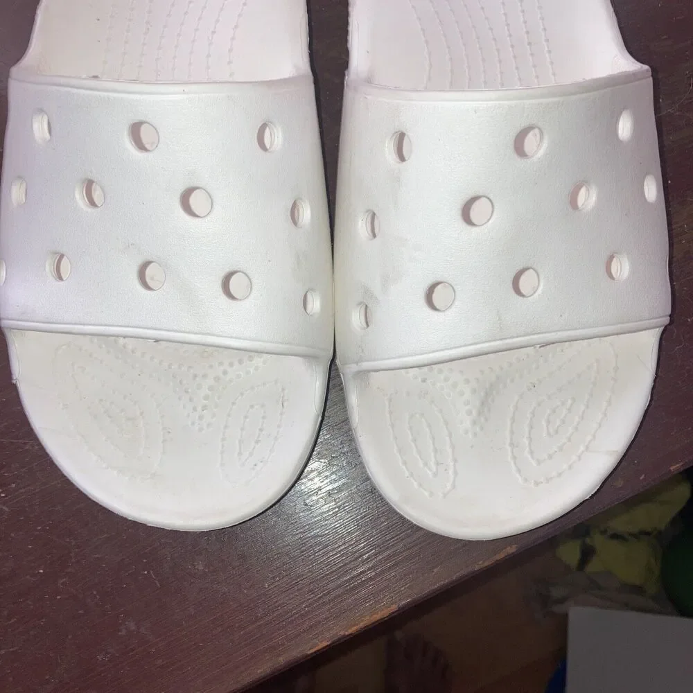 Crocs Iconic Comfort Slides Sandals Unisex White Size Men’s 9 Women’s 11